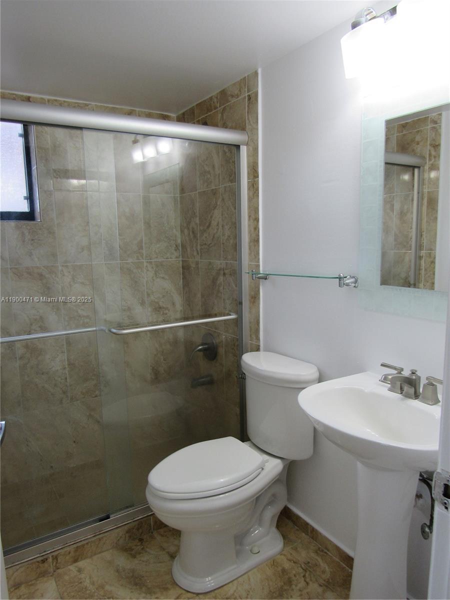 ALAMEDA TOWER 5 CONDO - Residential Lease