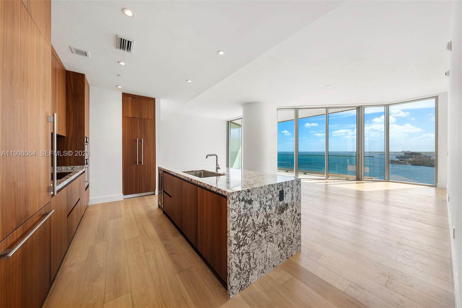 Una residences - Residential