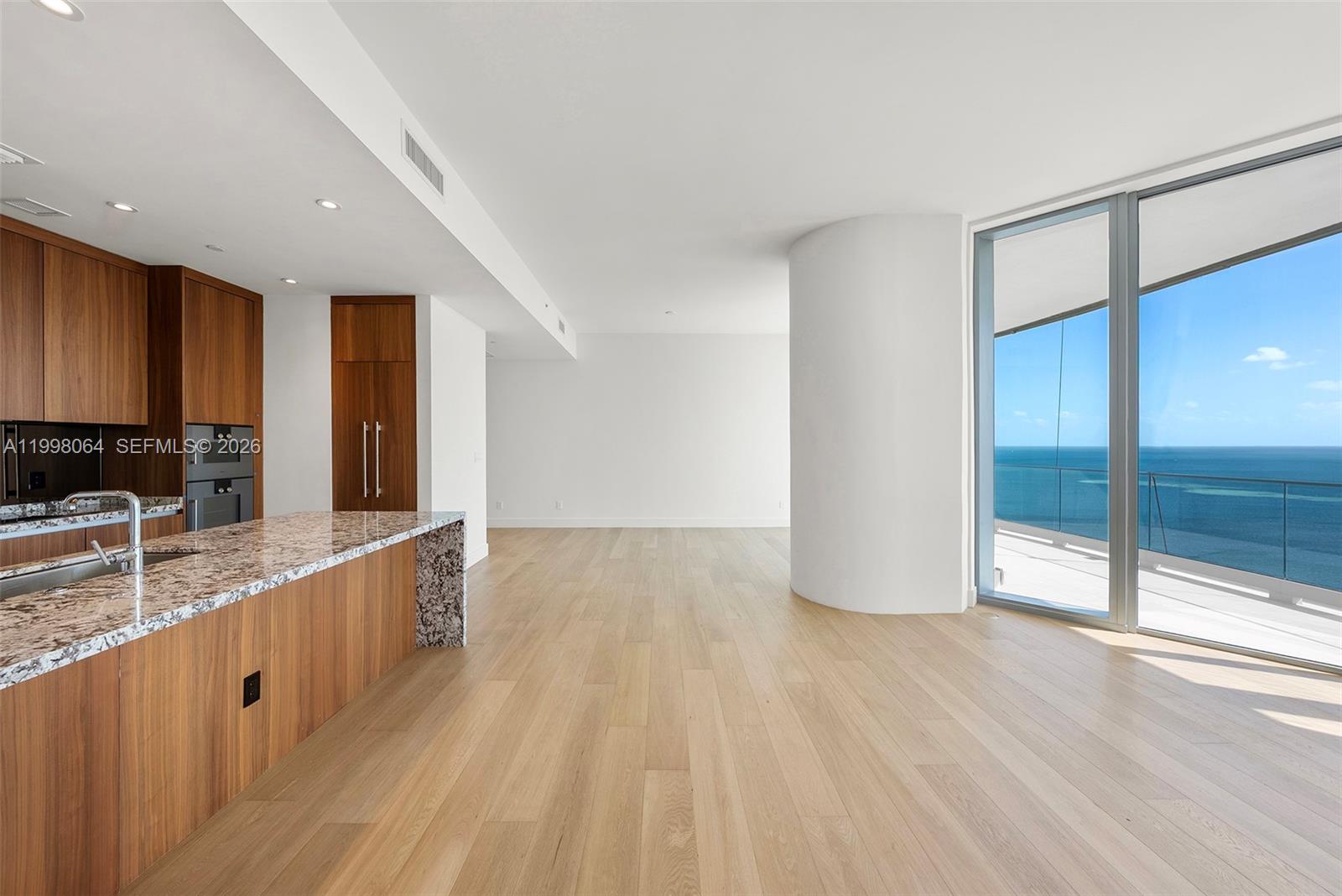 Una residences - Residential