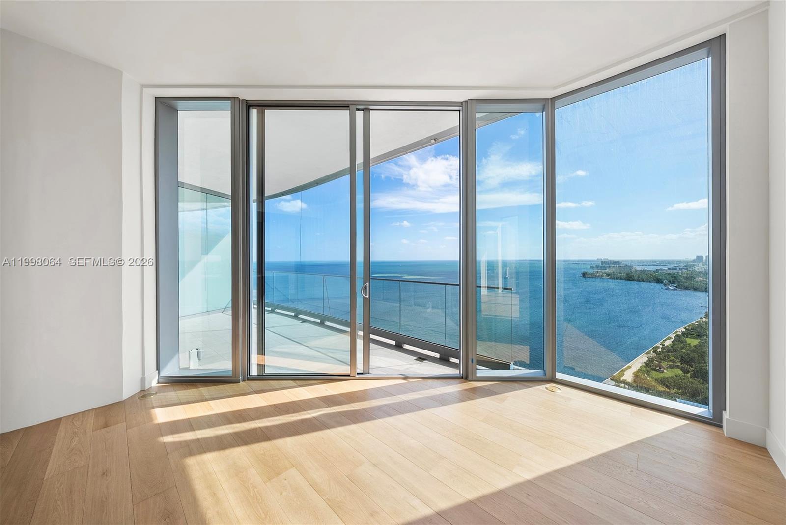 Una residences - Residential