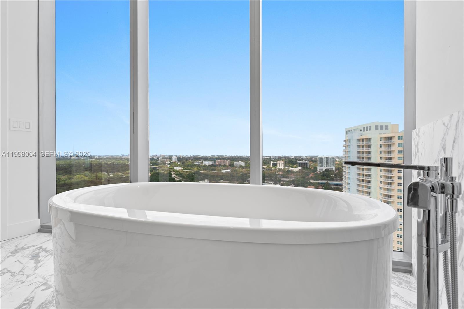 Una residences - Residential