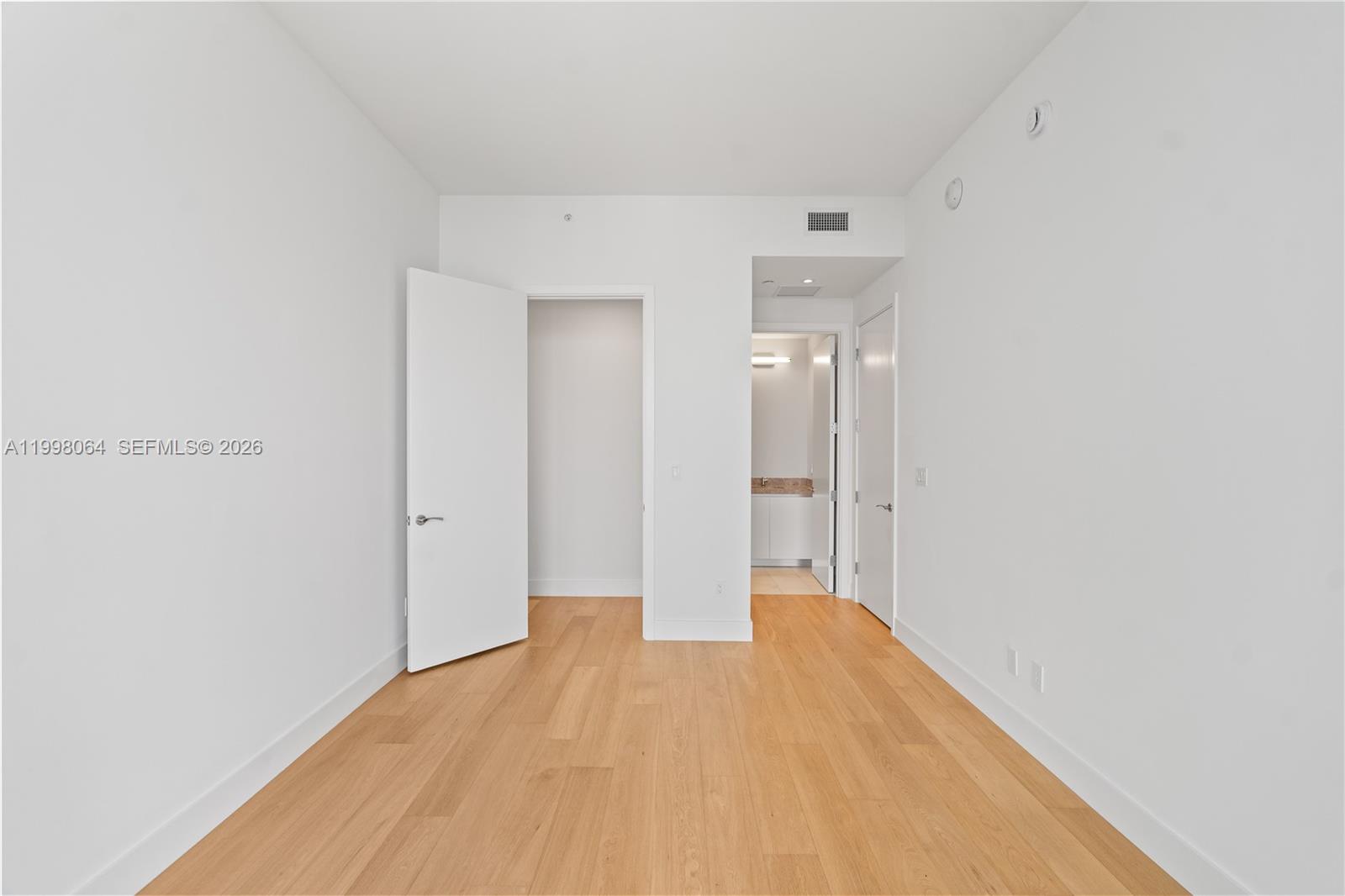 Una residences - Residential