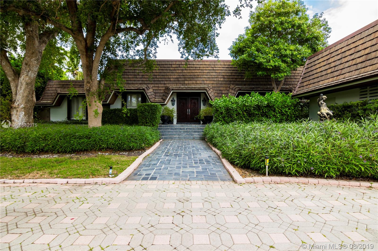 BAY HARBOR ISLAND - Residential