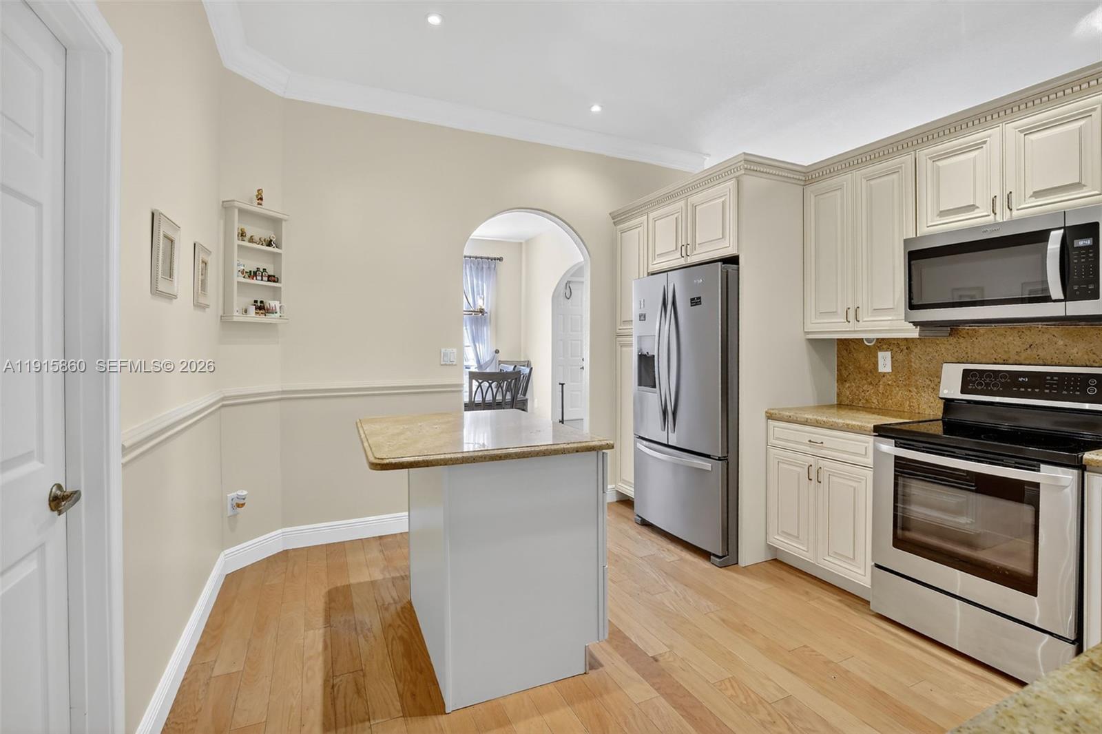 PEMBROKE ISLES THE ENCLAVE - Residential