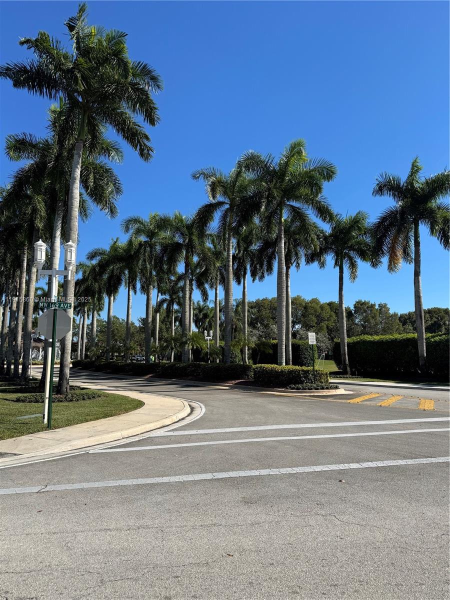 PEMBROKE ISLES THE ENCLAVE - Residential