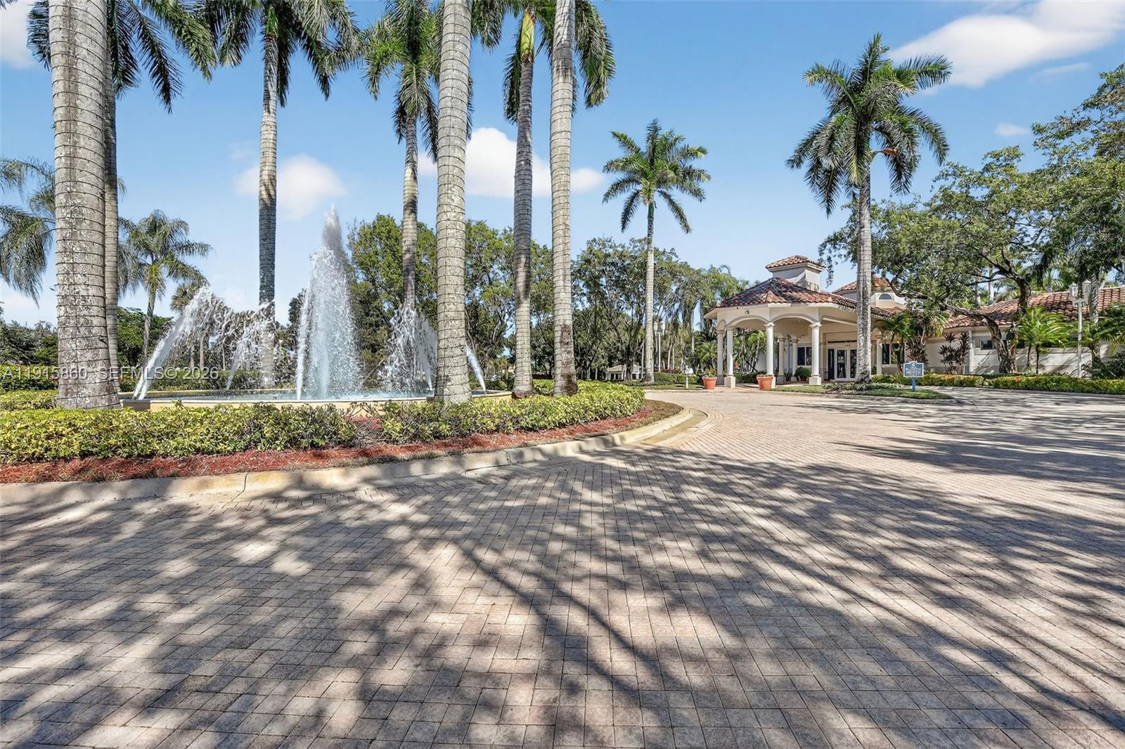 PEMBROKE ISLES THE ENCLAVE - Residential