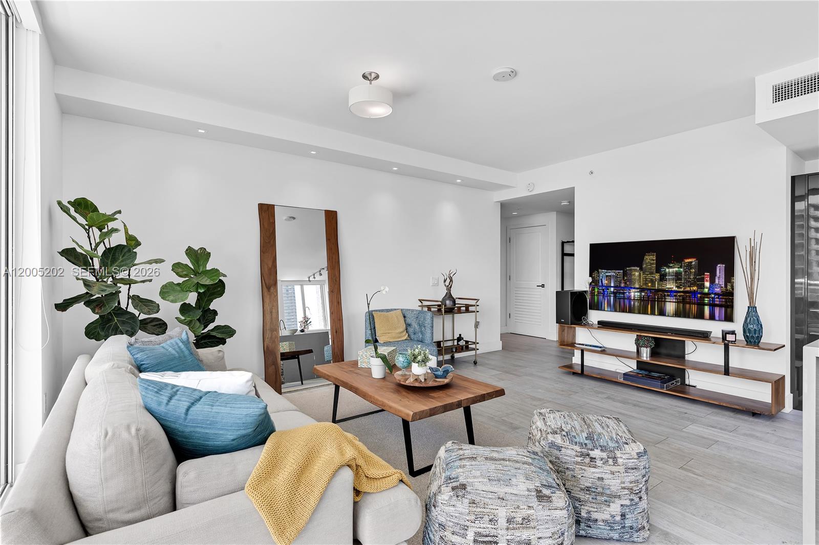 1080 Brickell Ave 2601