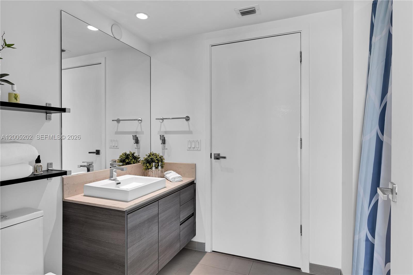 THE BONDO - Residential Lease