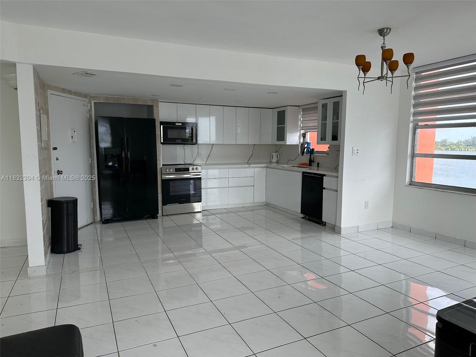 1301 NE Miami Gardens Dr 506W
