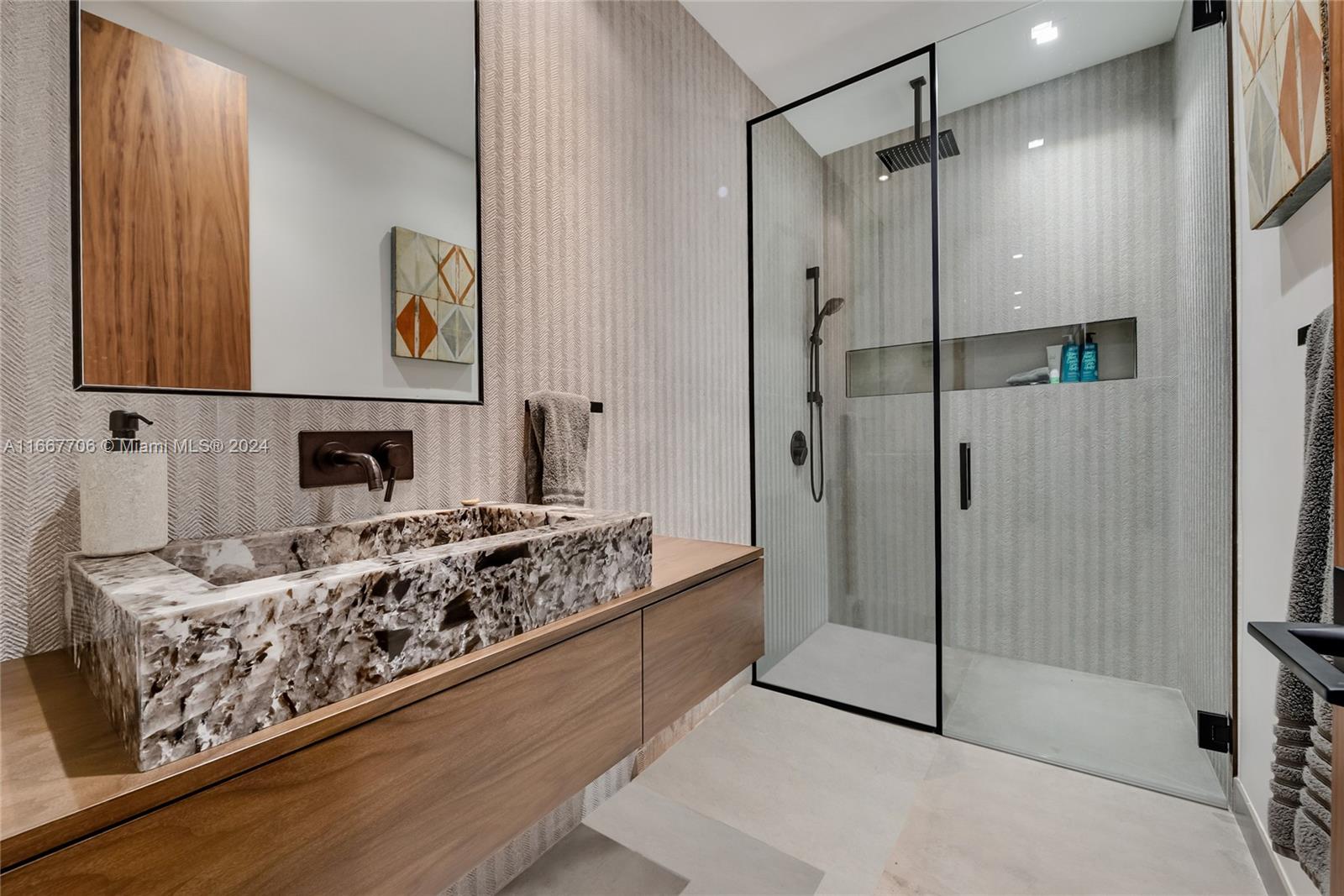 MAP OF LARKINS PINES - Residential