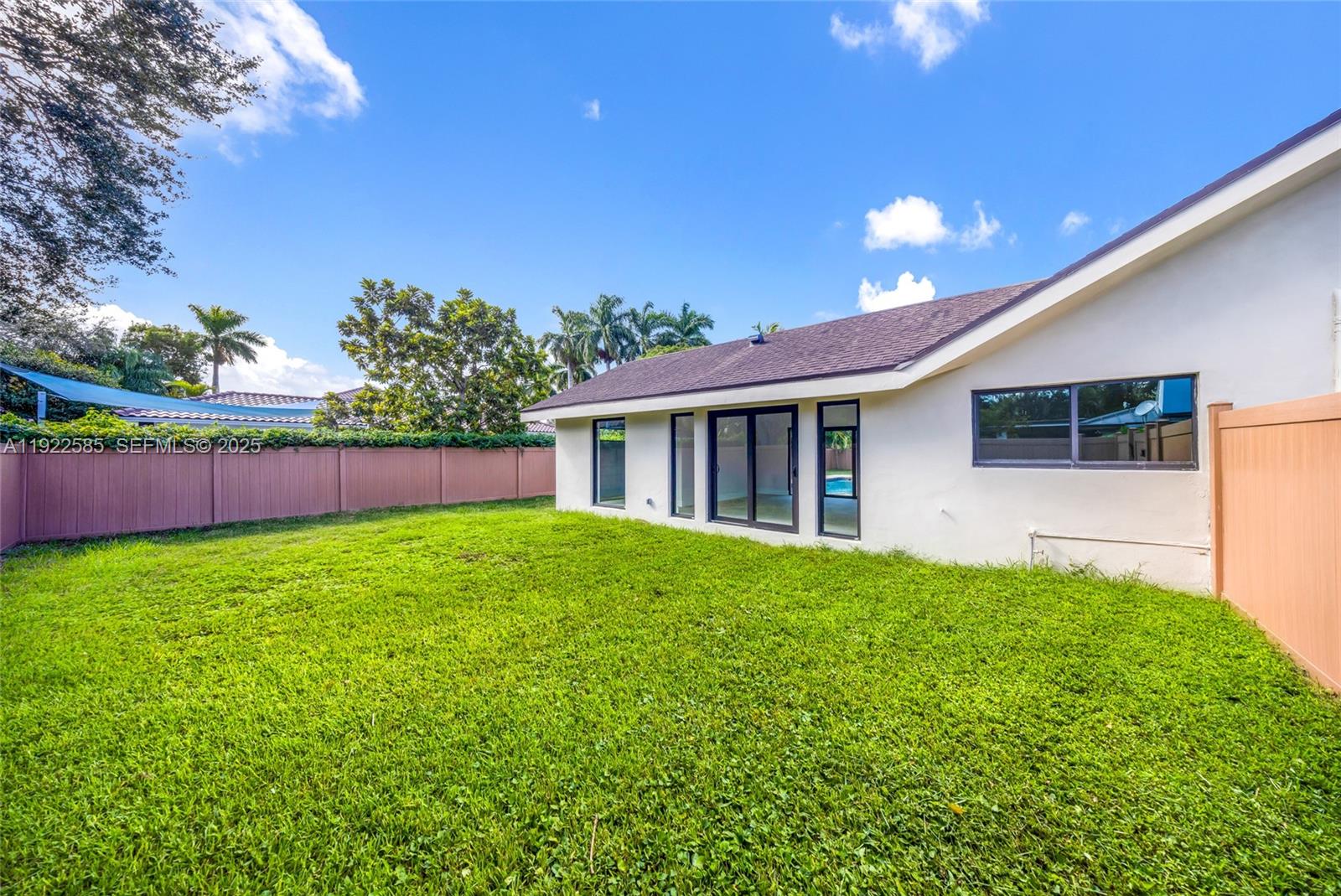 OAK HOMES - Residential