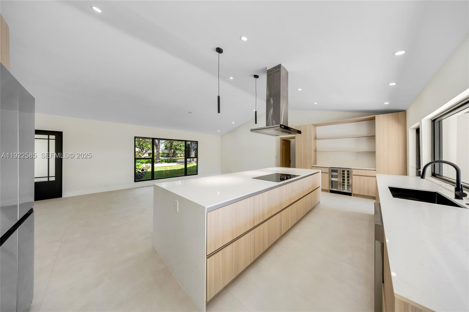 OAK HOMES - Residential