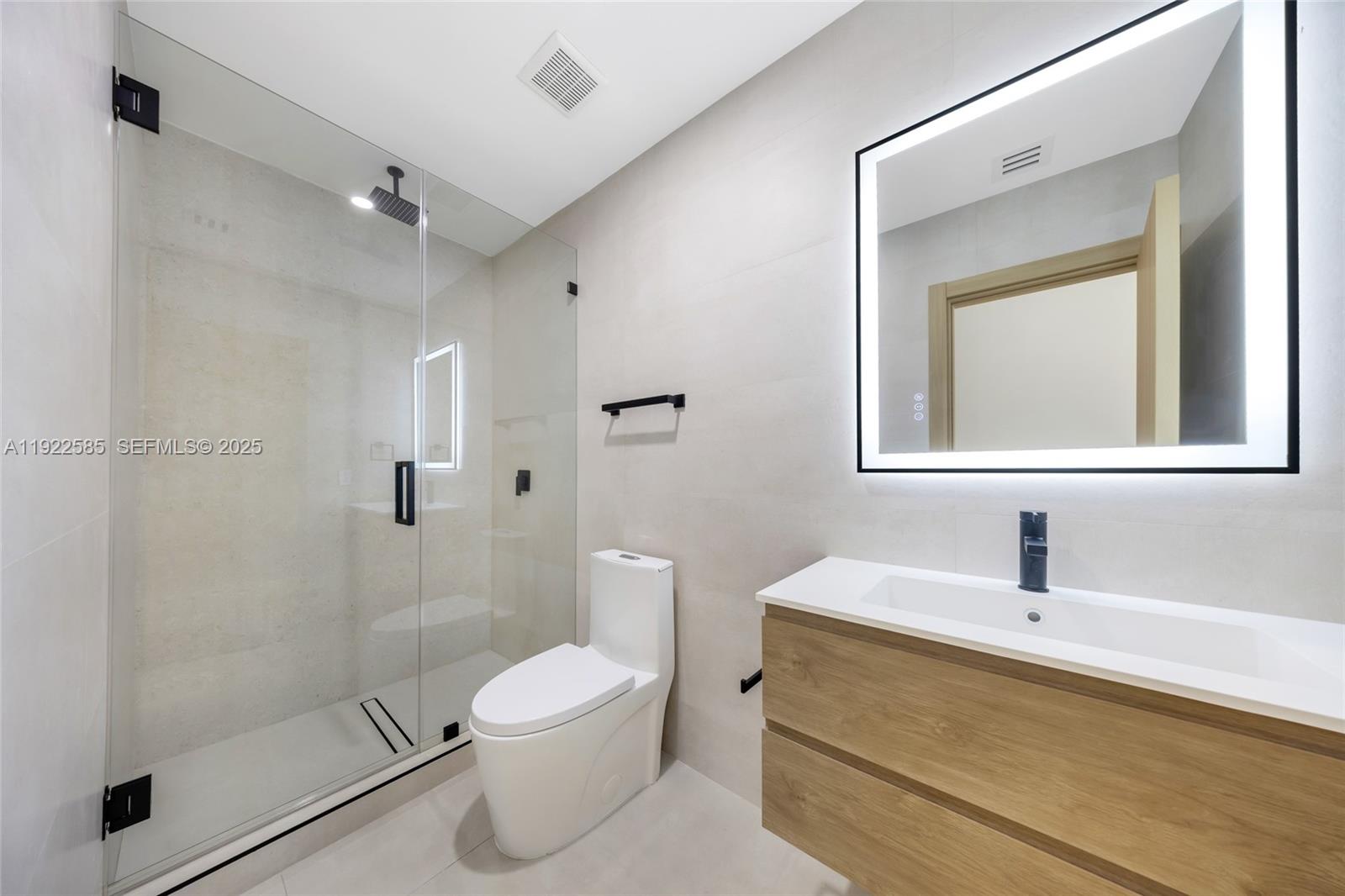 OAK HOMES - Residential