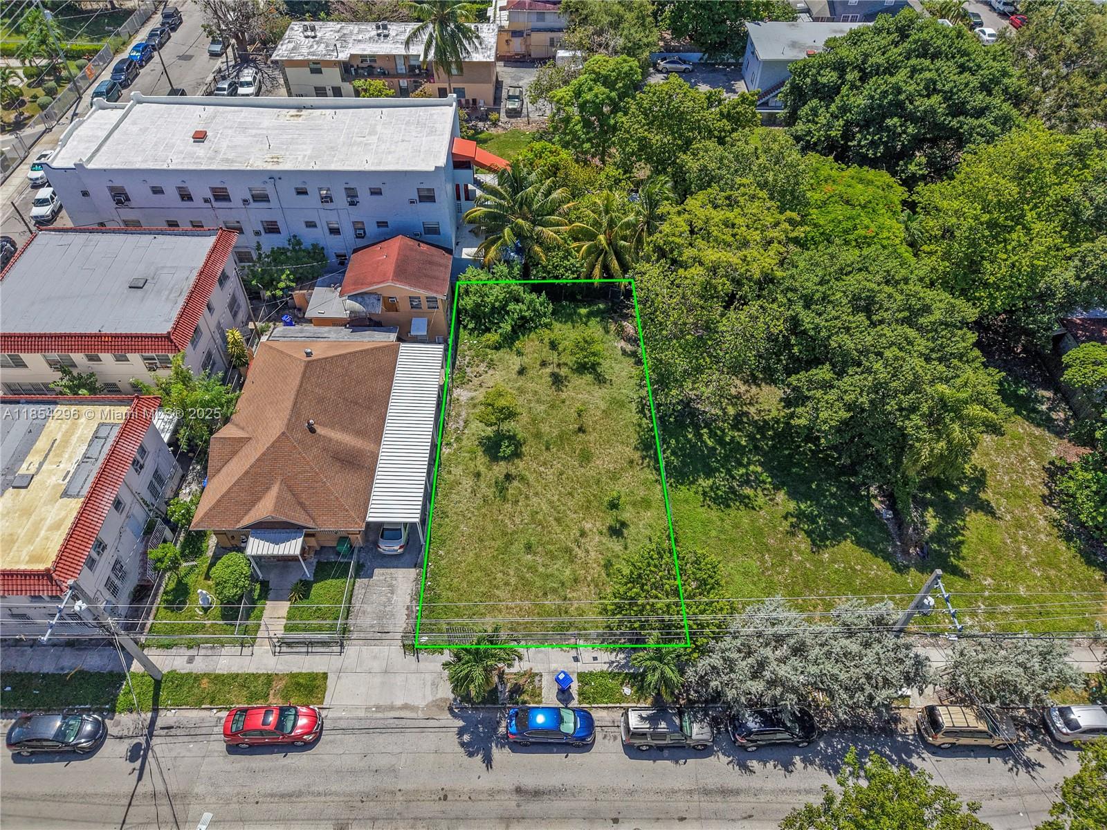 120 NW 7th Ave