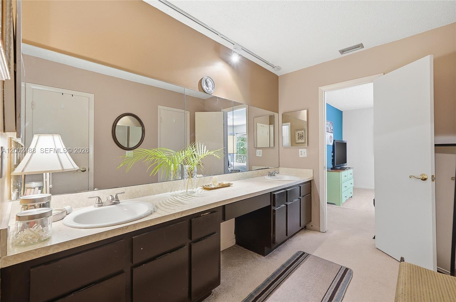 DEER RUN SPRINGS II CONDO - Residential