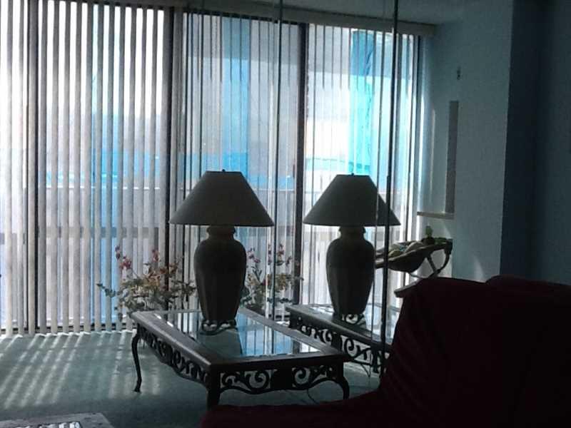 PLAZA OF AMERICAS CONDO P - Residential Lease