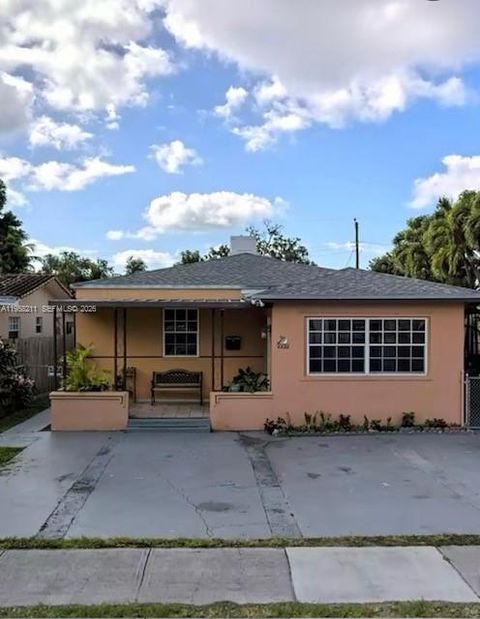 2250 SW 11th St B Miami FL 33135