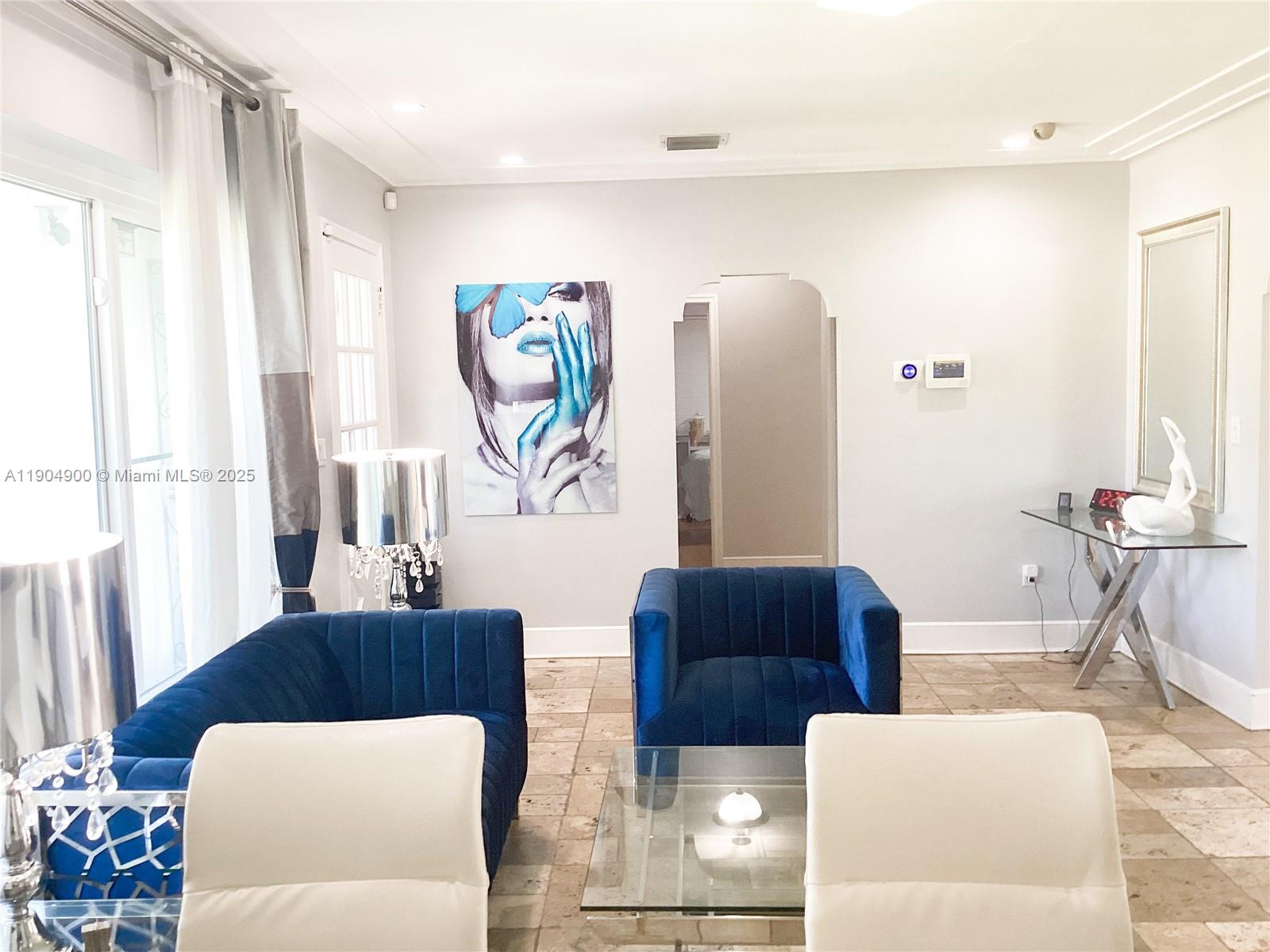 MIAMI SHORES SEC 5 - Residential