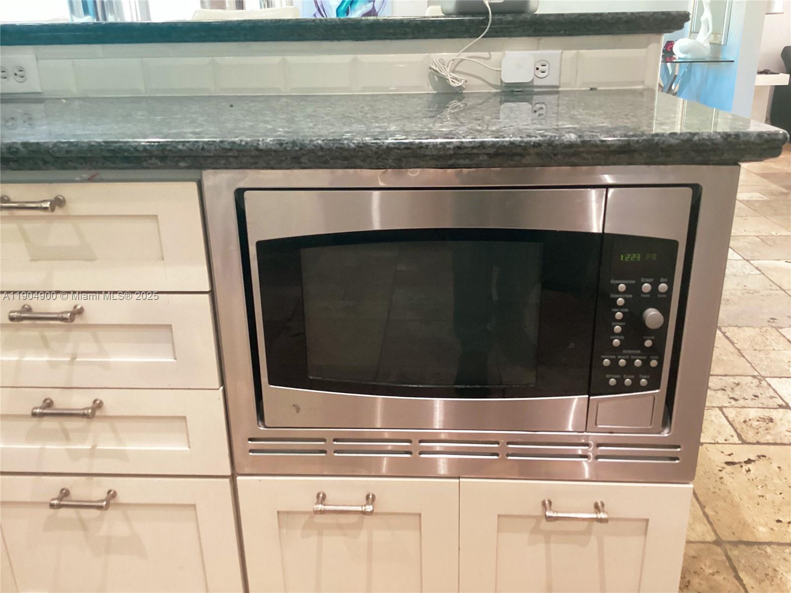 MIAMI SHORES SEC 5 - Residential