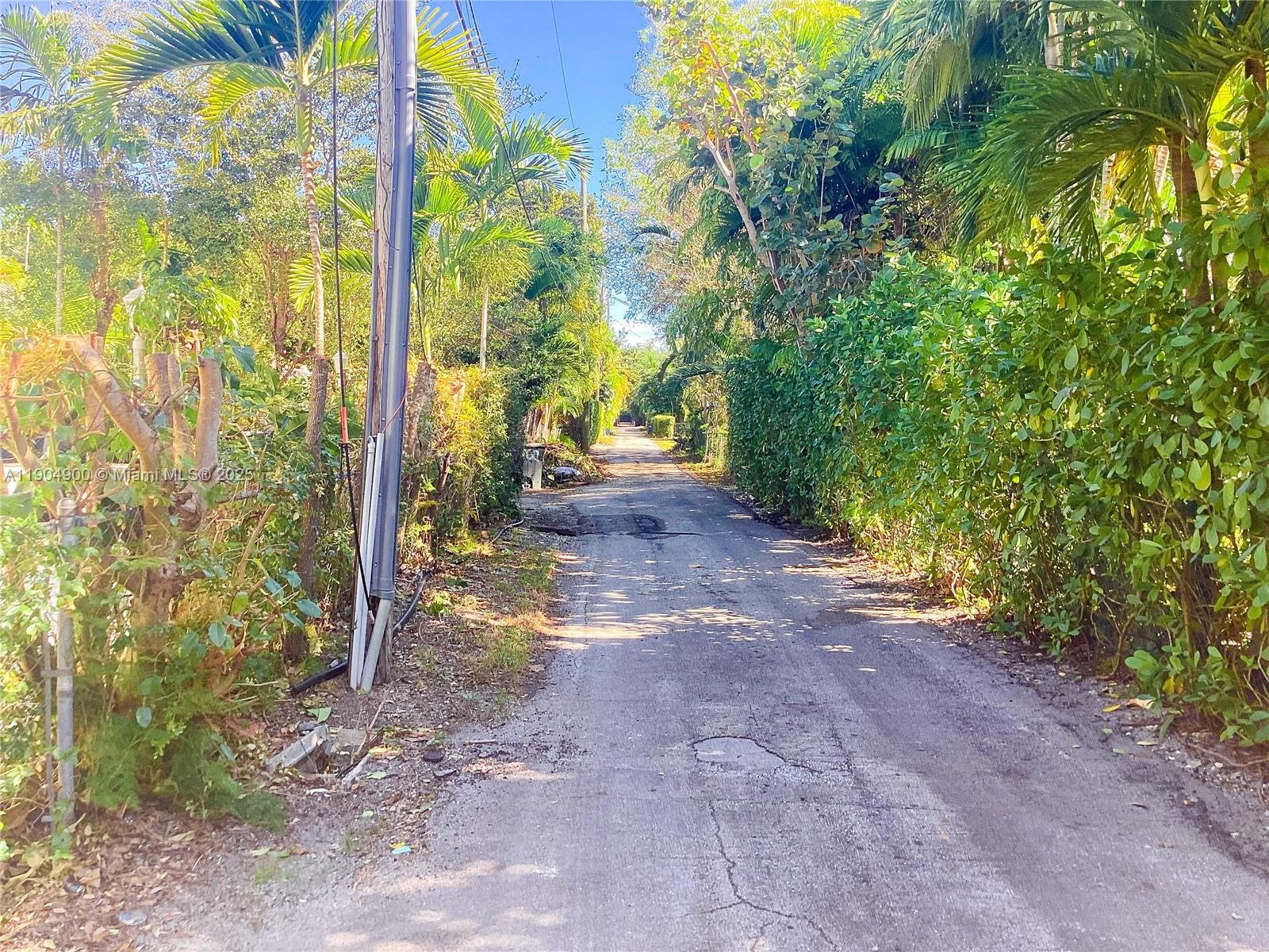 MIAMI SHORES SEC 5 - Residential