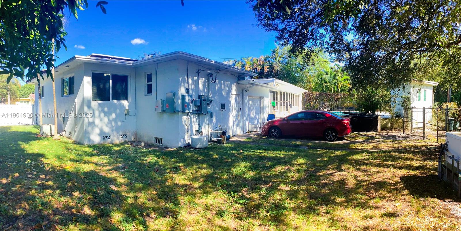 MIAMI SHORES SEC 5 - Residential