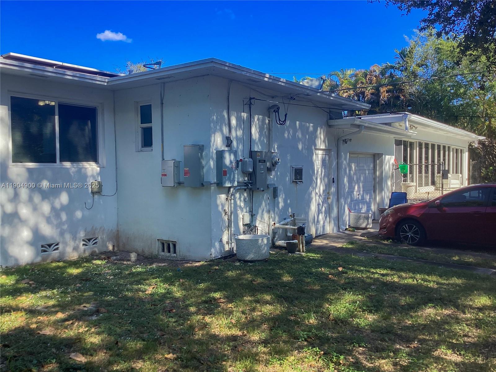 MIAMI SHORES SEC 5 - Residential