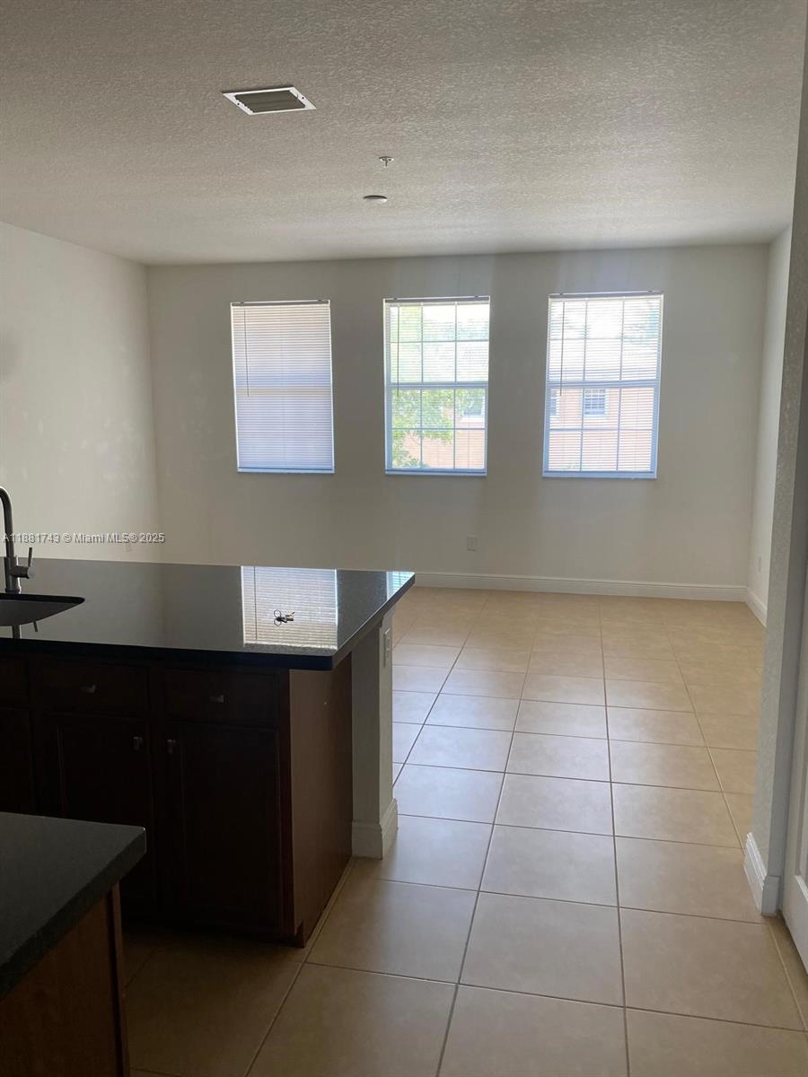 COBBLESTONE II - Residential Lease