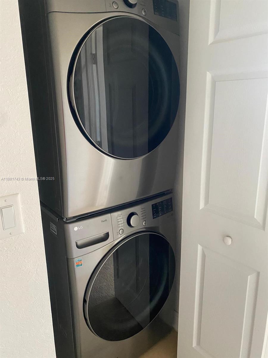 COBBLESTONE II - Residential Lease