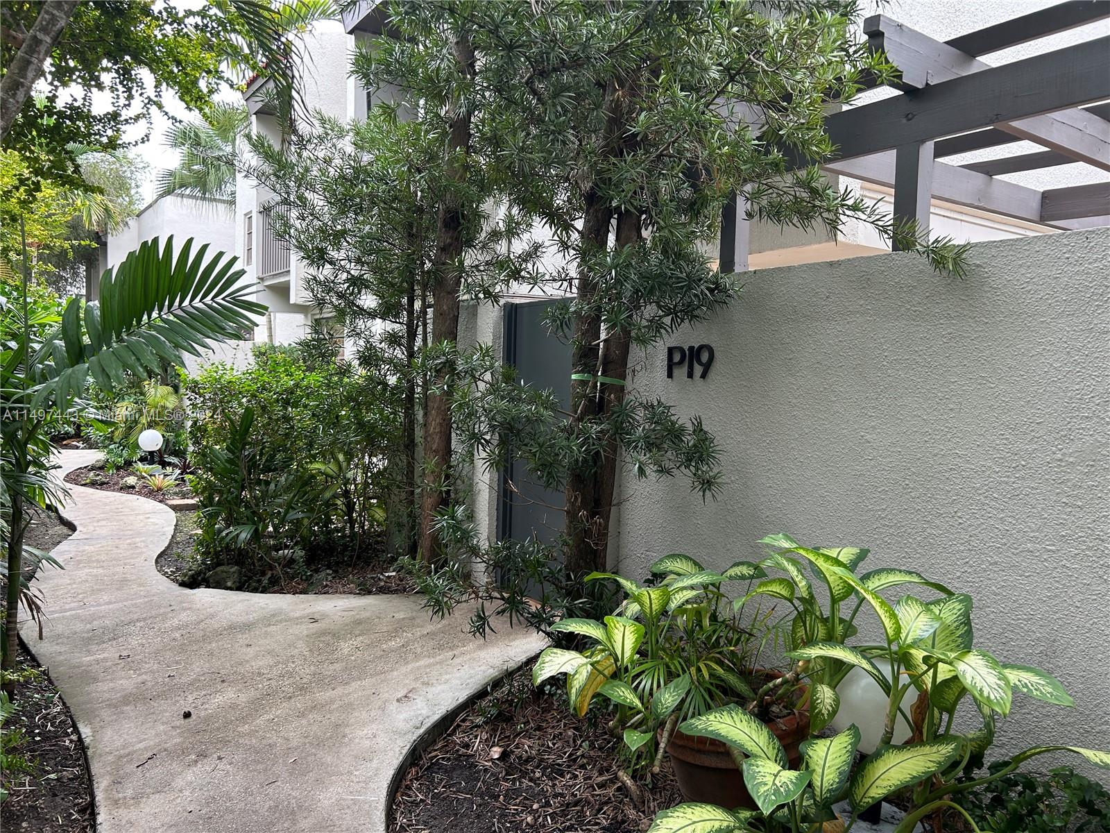 Perfectly spacious townhome with private lanai with 2 assigned parking spaces located at Oasis, a gated community with 2 pools and dog park. This 2 bedrooms, 2 bathrooms home immediately charms with verdant landscaping, large living room, and spacious kitchen featuring ample cabinetry, and adjoining dining area. Enjoy early morning coffee on the private lanai, or catch some rest in the sizeable primary bedroom boasting an en suite. One additional bedroom is generously sized with a dedicated closet. A+ elementary and middle school district. Living here, you'll be close to the Coral Gables Country Club, the University of Miami, Tropical Park & Barnes Park, the thriving heart of South miami, Palmetto Expy, close to Miracle Mile and shops at Merrick Park.