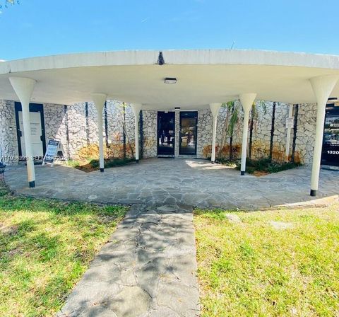 13201 NE 16th Ave North Miami FL 33161