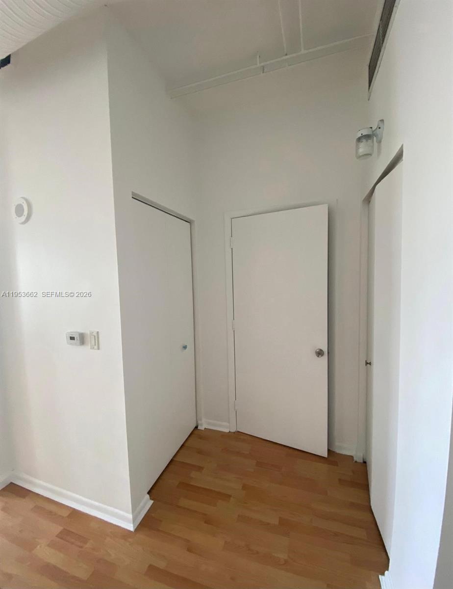 NEO CONDO - Residential