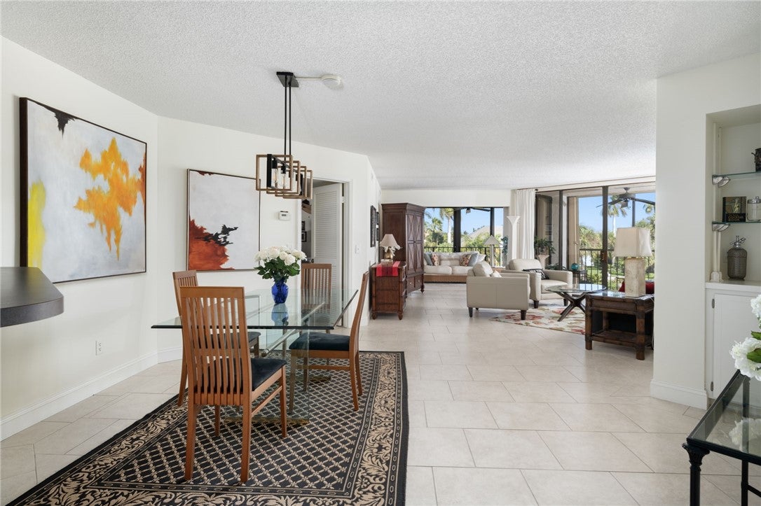 1825 Mooringline Drive 2-F