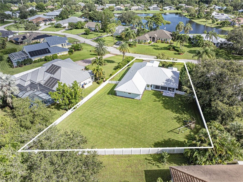 Photo of 6445 55th Square, Vero Beach, FL 32967 (MLS # 291405)