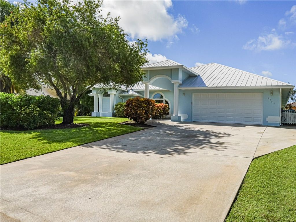Photo of 6445 55th Square, Vero Beach, FL 32967 (MLS # 291405)