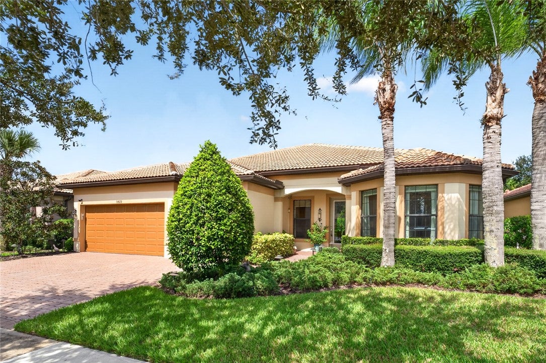 5429 Antigua Circle, Vero Beach