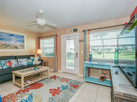 33 Pine Arbor Lane 104, Vero Beach, FL 32962