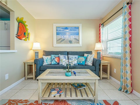 33 Pine Arbor Lane 104, Vero Beach, FL 32962