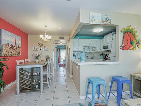 33 Pine Arbor Lane 104, Vero Beach, FL 32962