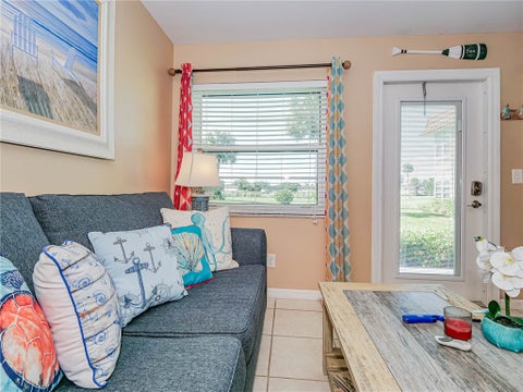 33 Pine Arbor Lane 104, Vero Beach, FL 32962