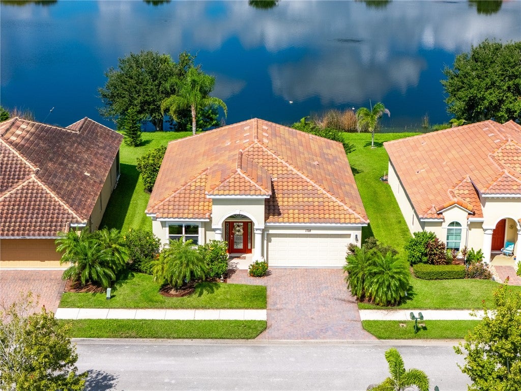 1728 Berkshire Circle Sw, Vero Beach