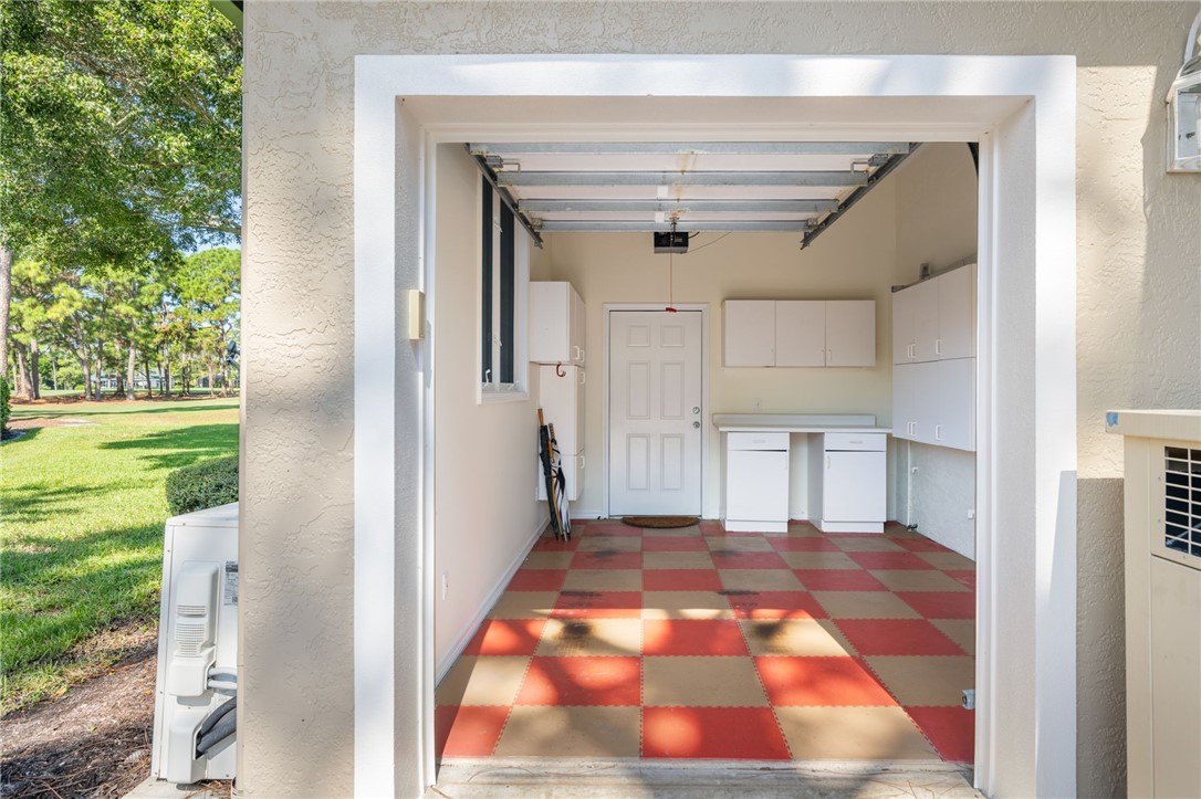 Vero Beach, Florida 32962, United States, 3 Bedrooms Bedrooms, ,3 BathroomsBathrooms,Residential,Pending,42957