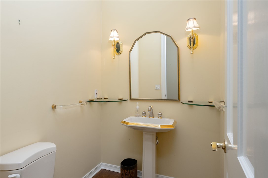 Vero Beach, Florida 32962, United States, 3 Bedrooms Bedrooms, ,3 BathroomsBathrooms,Residential,Pending,42957