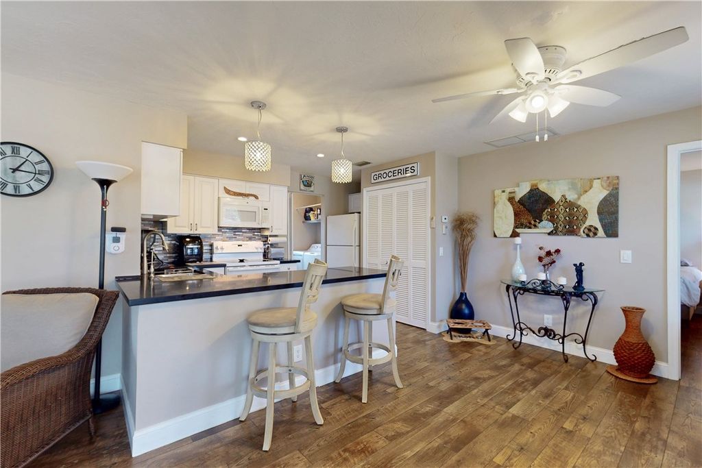 Photo of 605 Timber Ridge Trail SW #202, Vero Beach, FL 32962 (MLS # 291162)