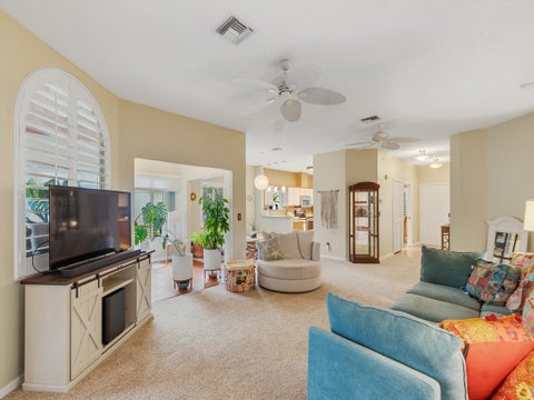 340 Tamarind Place, Vero Beach, FL 32962