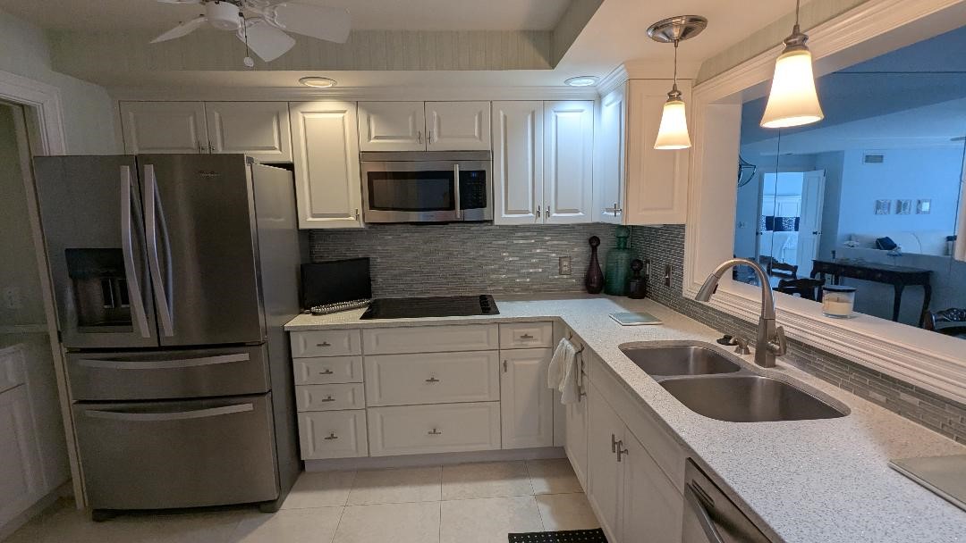 1903 Bay Road 206