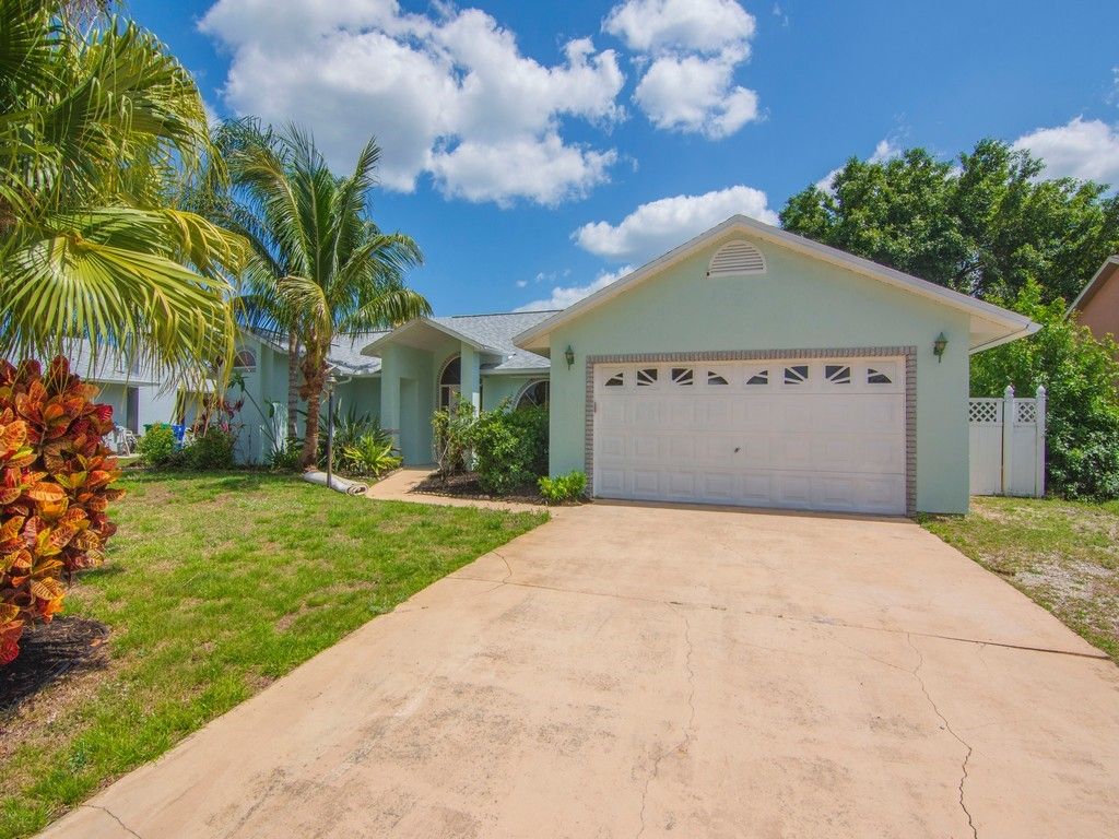 Photo of 344 Concha Drive, Sebastian, FL 32958 (MLS # 286816)