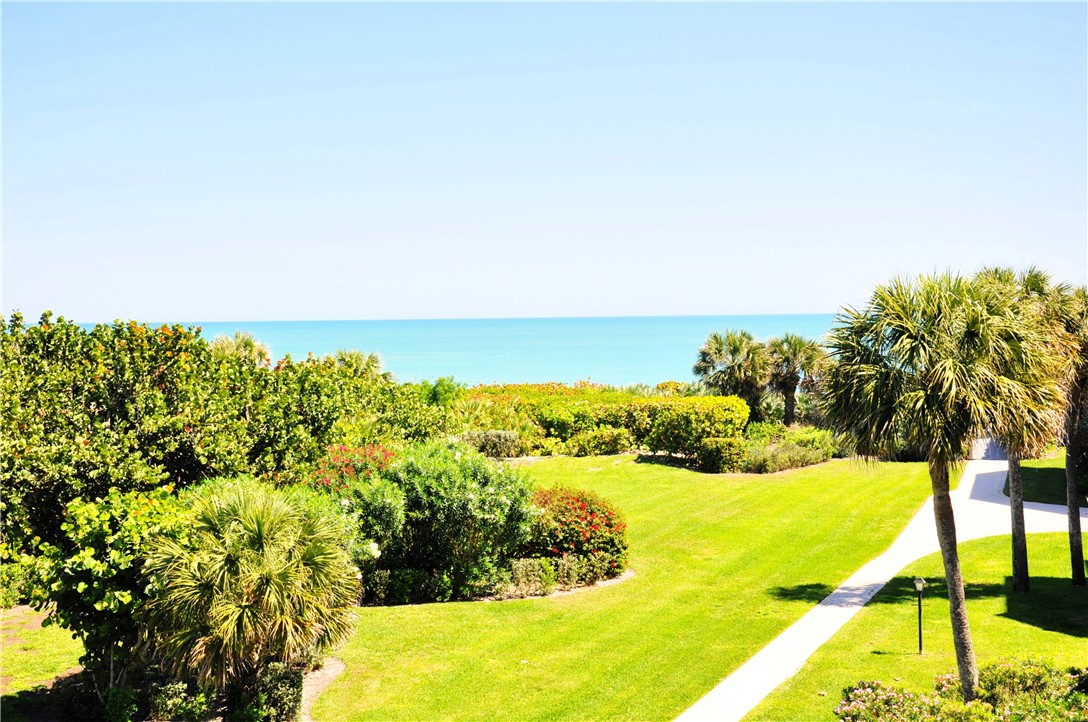 5680 Highway A1a 204