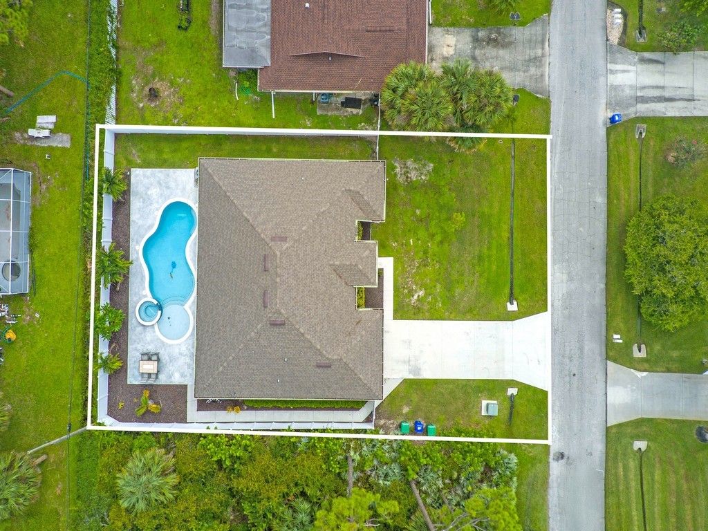 Photo of 734 Doctor Avenue, Sebastian, FL 32958 (MLS # 291055)
