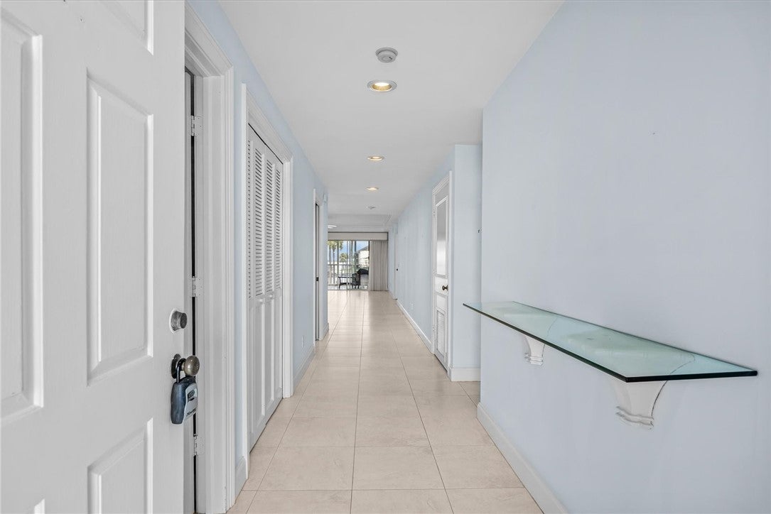 1903 Bay Road 206
