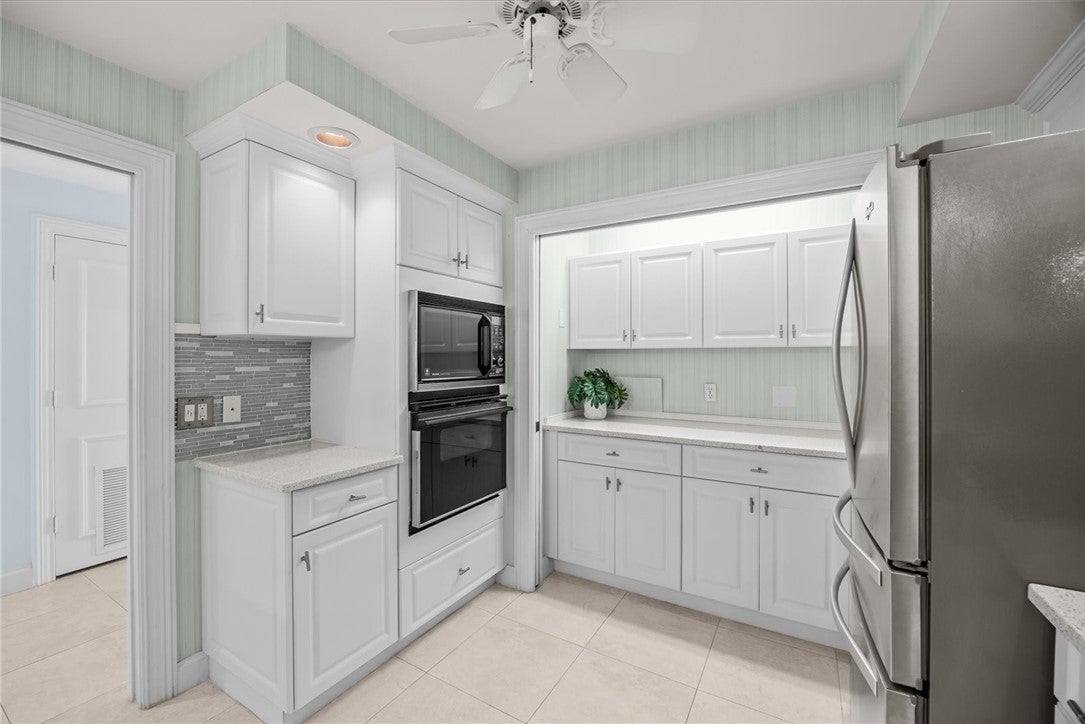 1903 Bay Road 206